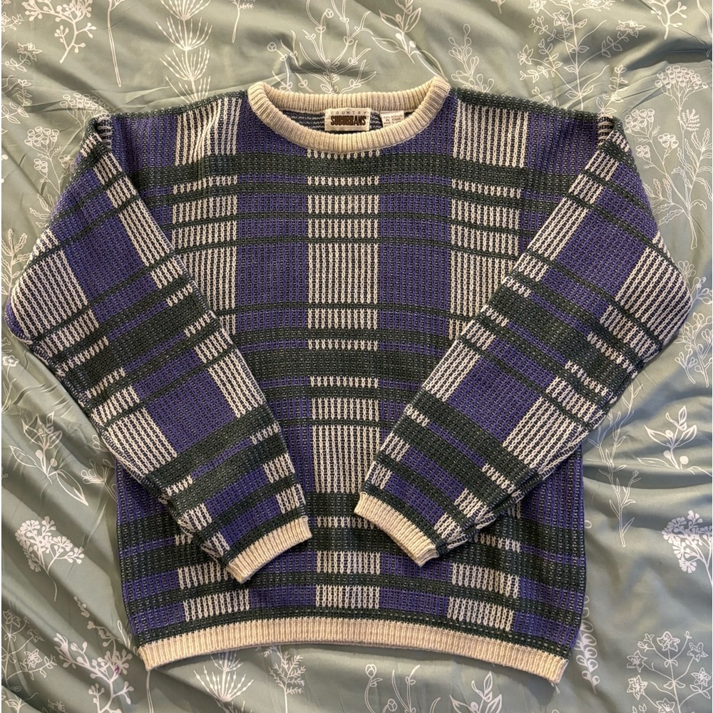 Patterned knit sweater. Brand name Country Suburbans. Size M